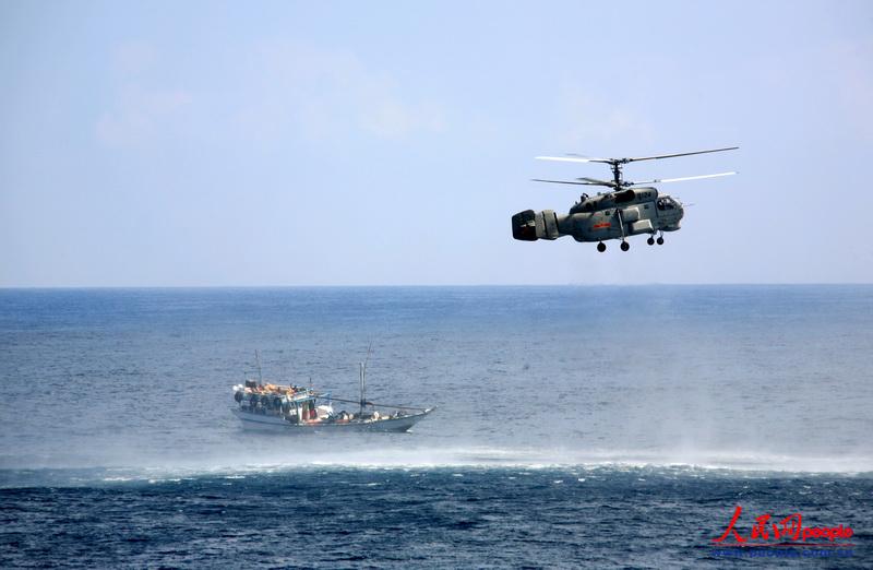 自2008年12月，海軍第一批護航編隊赴亞丁灣、索馬裡海域執行護航任務起，護航行動已持續4年，有十三批護航編隊先后楊帆遠洋執行護航任務，書寫了中國海軍新的輝煌。