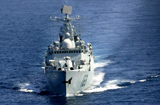 海軍第一批護航編隊 2008年12月26日起航，2009年4月28日返港，編隊由武漢導彈驅逐艦、海口導彈驅逐艦、微山湖綜合補給艦，以及艦載直升機和特戰隊員組成。