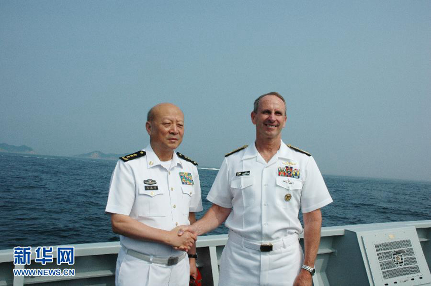 高清:美国海军作战部长参访北海舰队
