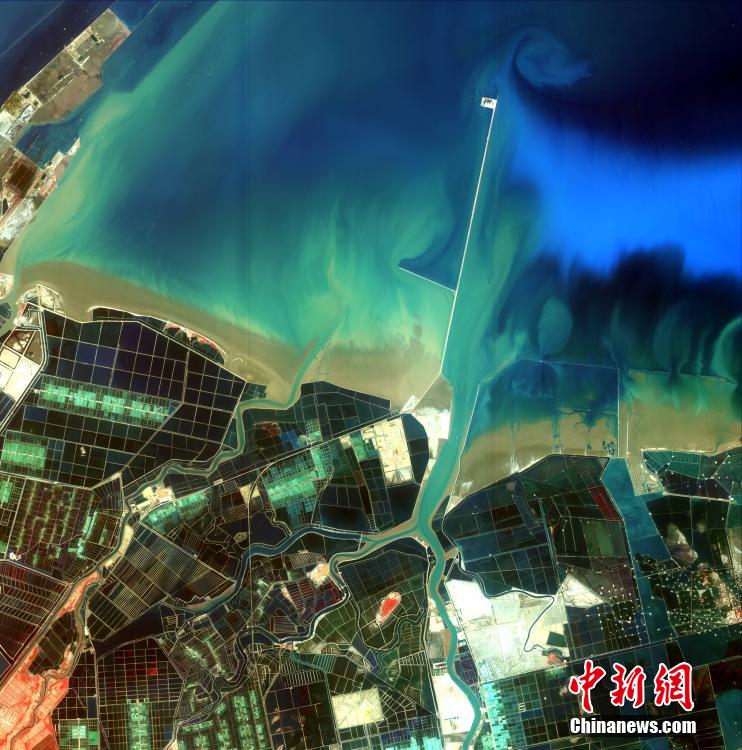 高清:中国发布高分一号高分辨率自然地理地貌