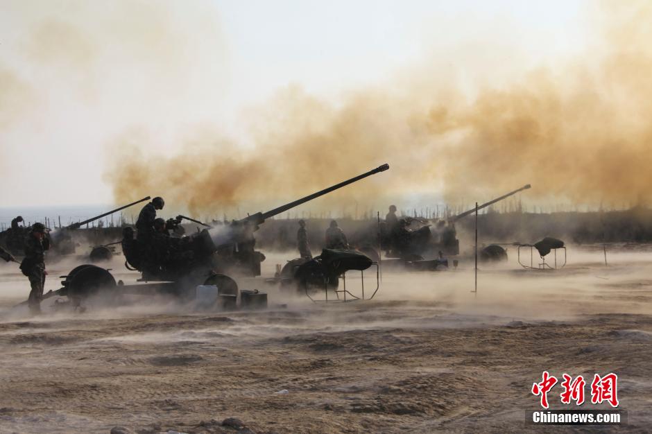 高清:中国首次民兵预备役高炮队伍竞赛性考核