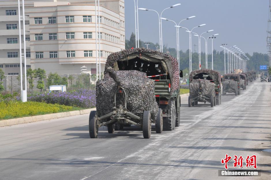 高清:中国首次民兵预备役高炮队伍竞赛性考核
