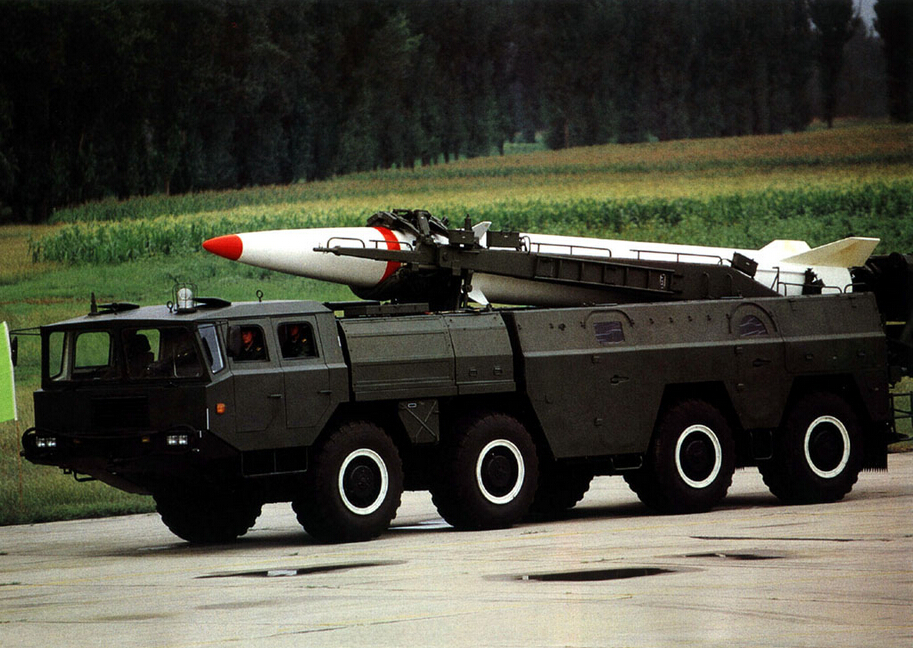 解放军部队目前装备的东风-11A战术弹道导弹