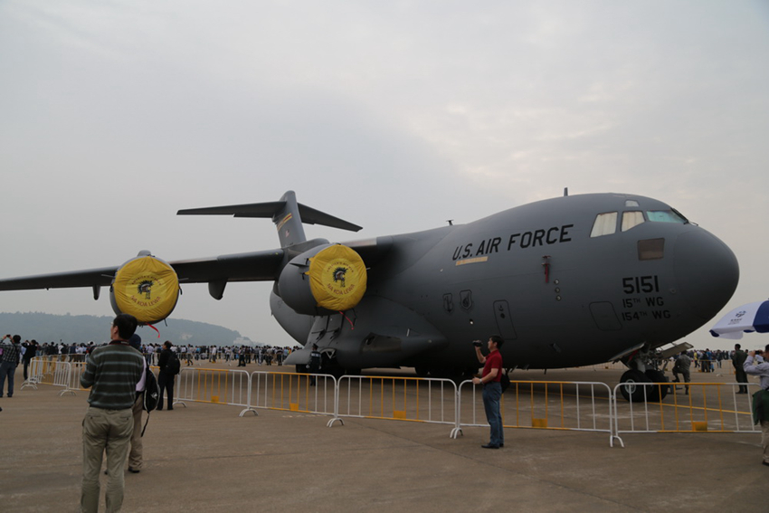 美国空军C-17大型运输机。摄影：闫嘉琪