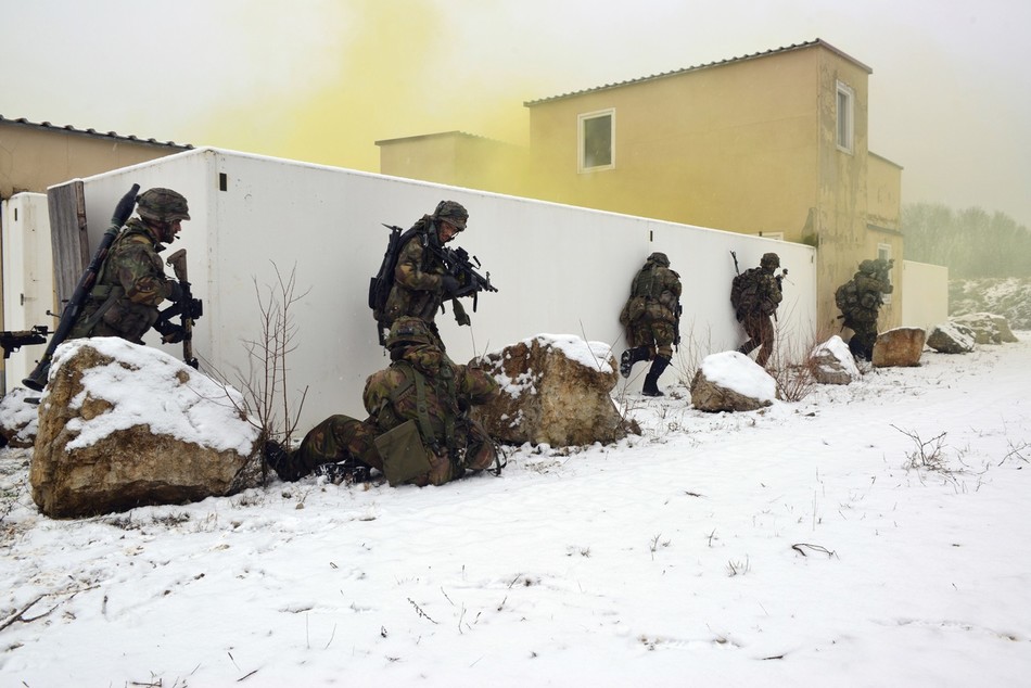 高清：荷蘭精銳部隊參加北約冬季訓練【5】