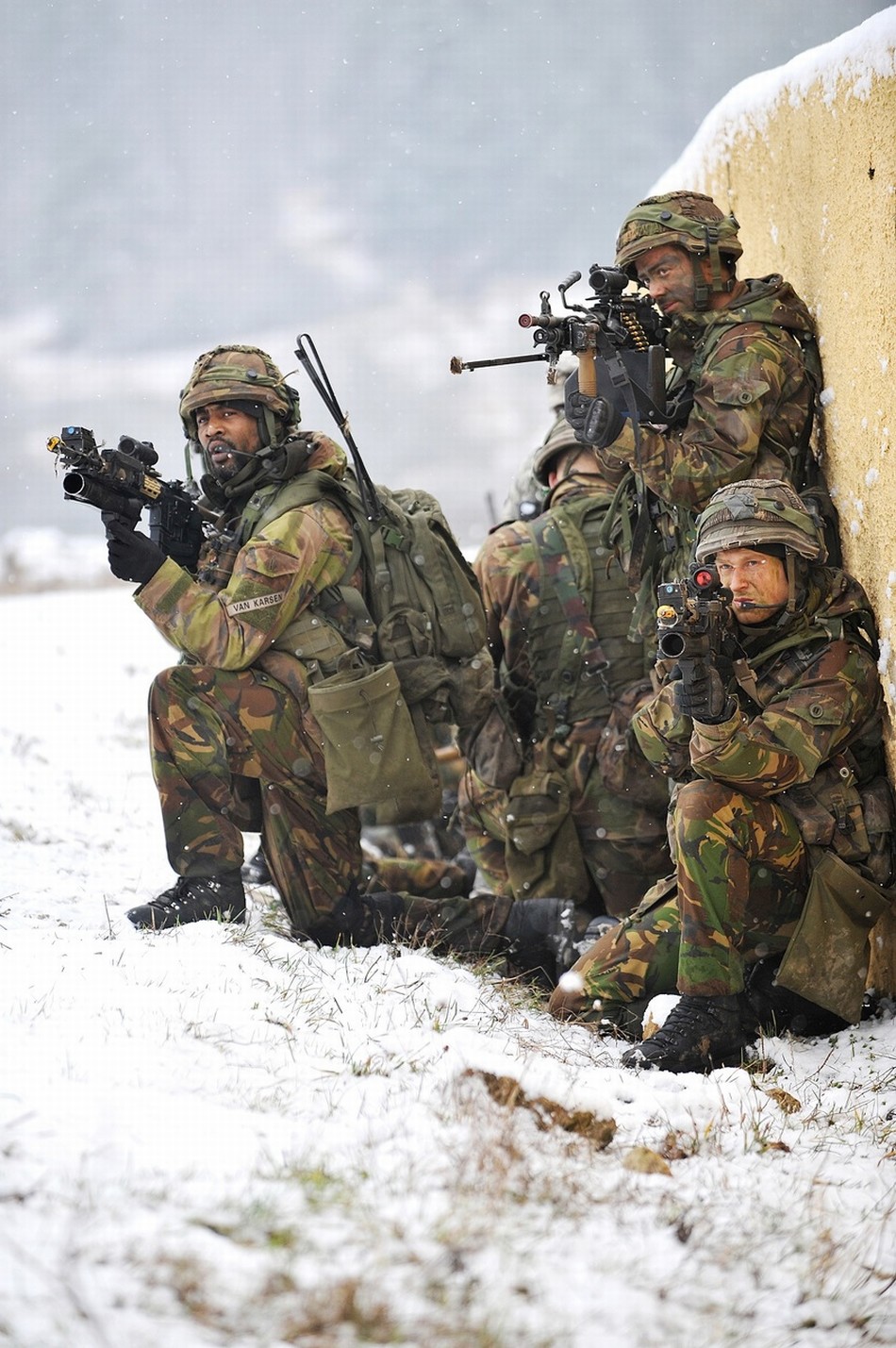 高清：荷蘭精銳部隊參加北約冬季訓練【11】