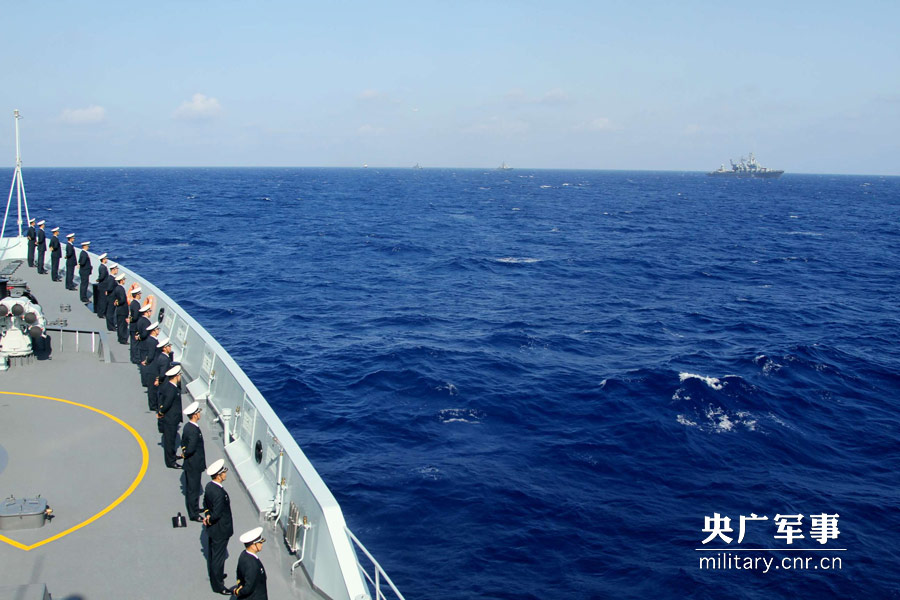 中俄海軍艦艇舉行海上告別儀式