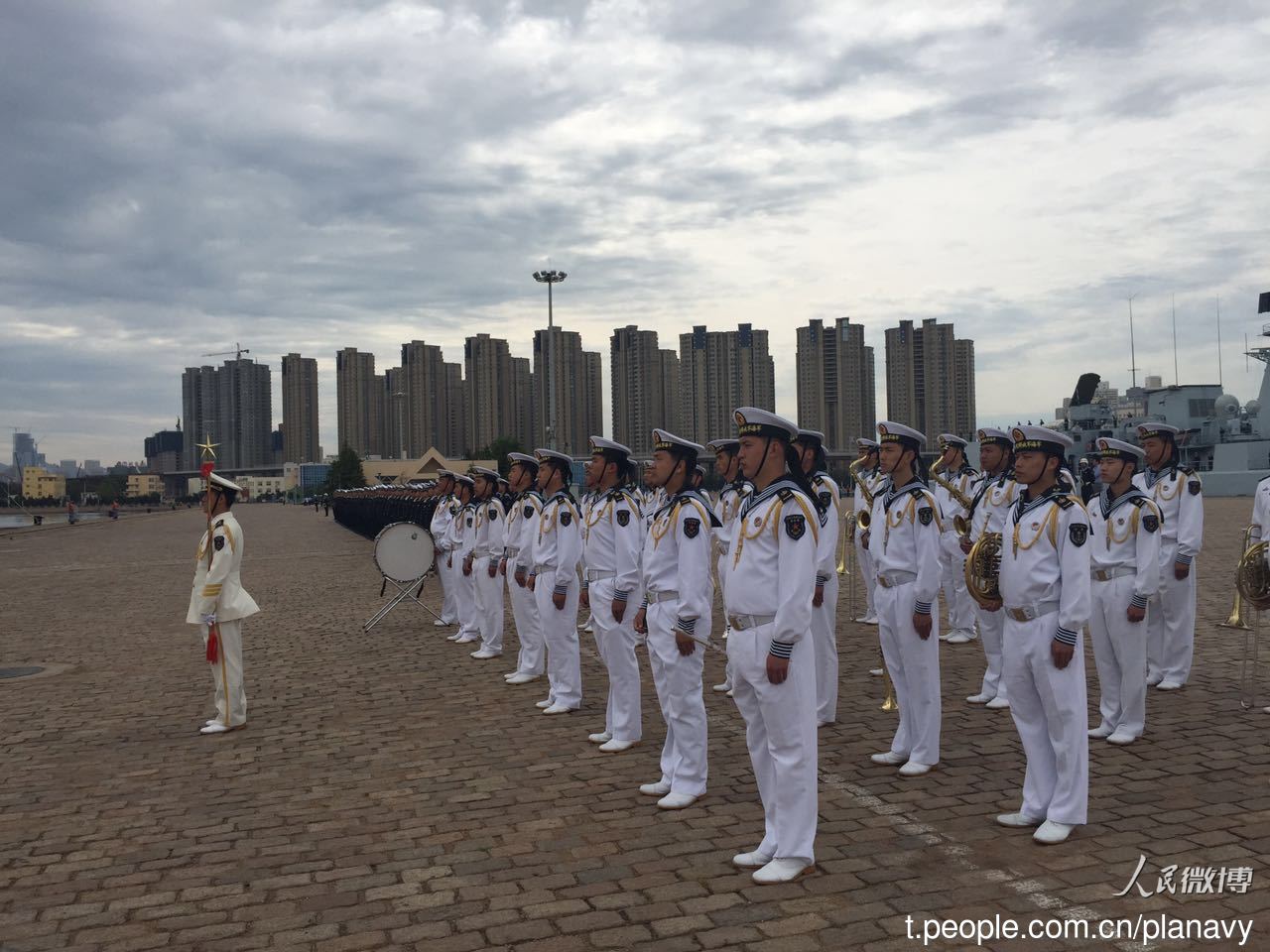 高清：土耳其海軍戈迪茲號護衛艦抵達青島訪問【2】