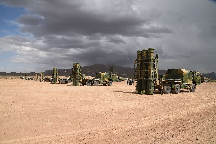 7月1日，在“火力-2015·山丹”演習現場，我陸軍新型防空導彈列陣演練場。