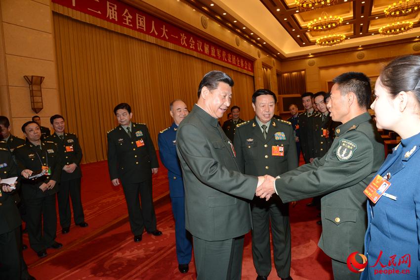2013年3月11日，中共中央總書記、中共中央軍委主席習近平親切接見了王忠心。