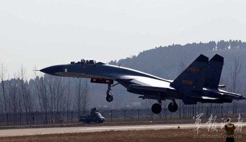 Japanese pilots fear Chinese Su-27 fighters saw the take-off tension