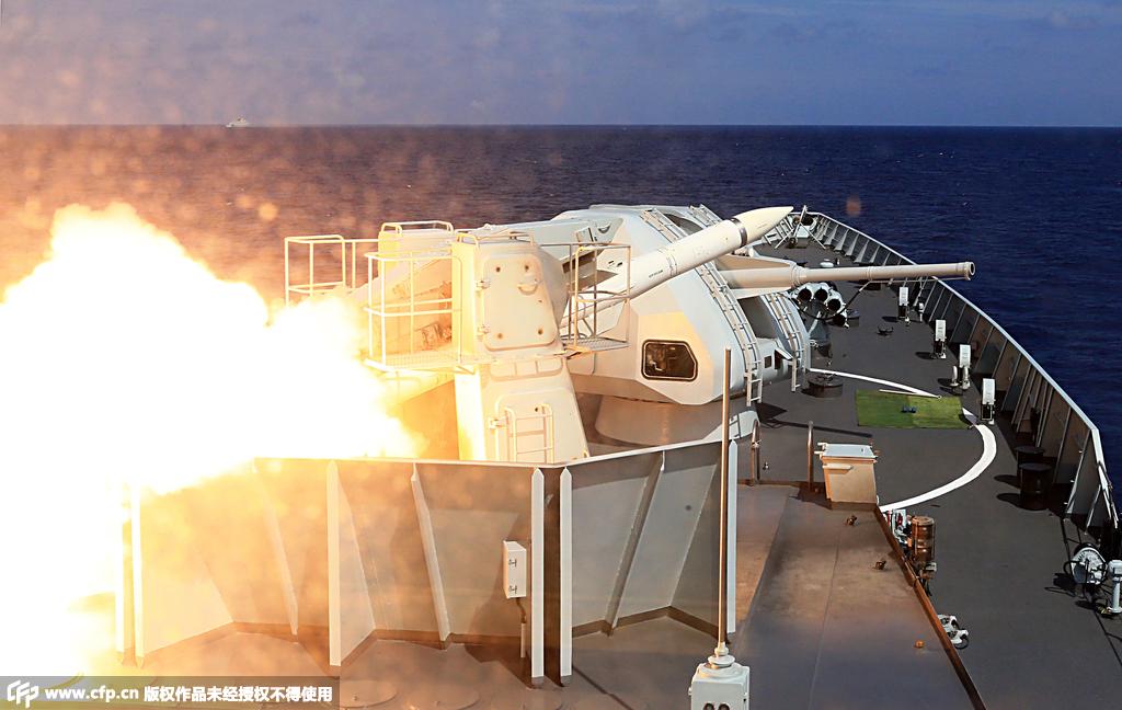 高清:中國海軍公開南海演習發射反艦和防空導彈照片