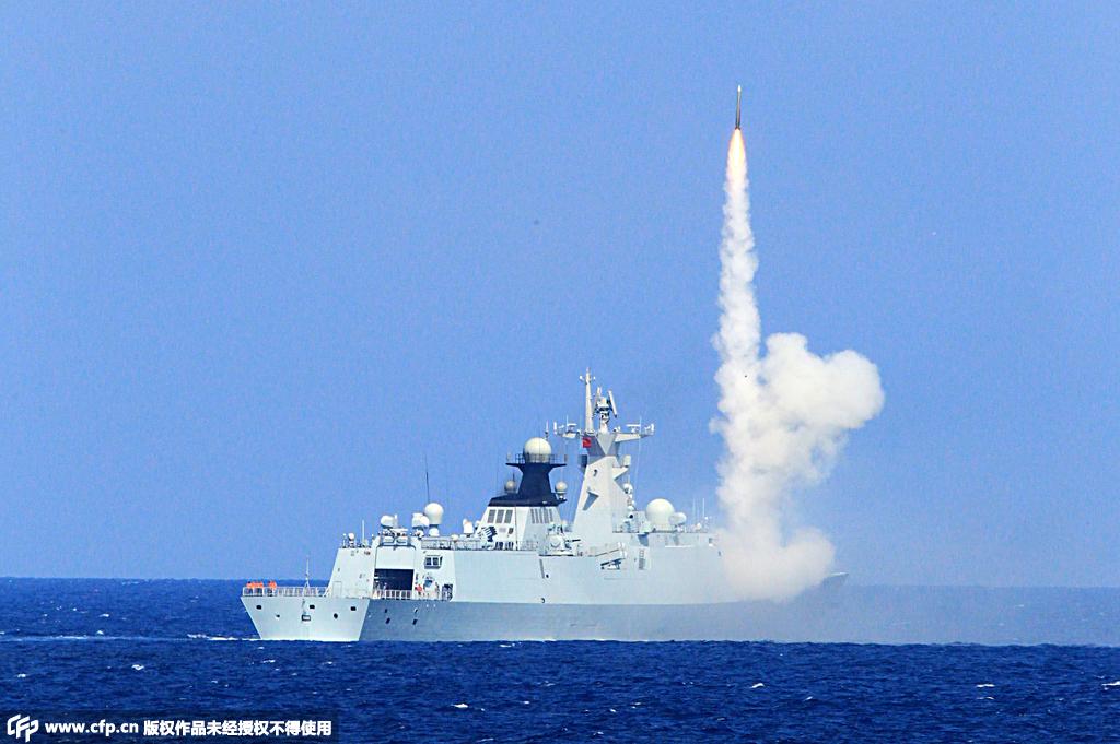 高清:中國海軍公開南海演習發射反艦和防空導彈照片【2】