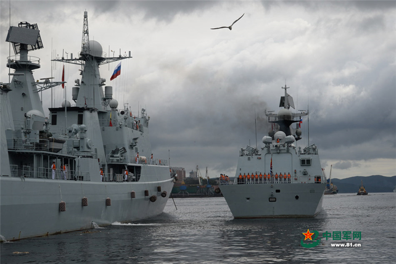 高清：“海上聯合-2015(II)”中俄參演兵力離港 向預定海區集結  