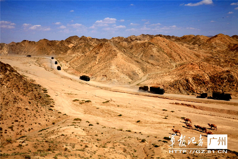 ս�������У�ǧ�˰ٳ���ɳĮ��ڵ����н�