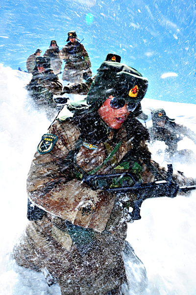 風雪巡邏路