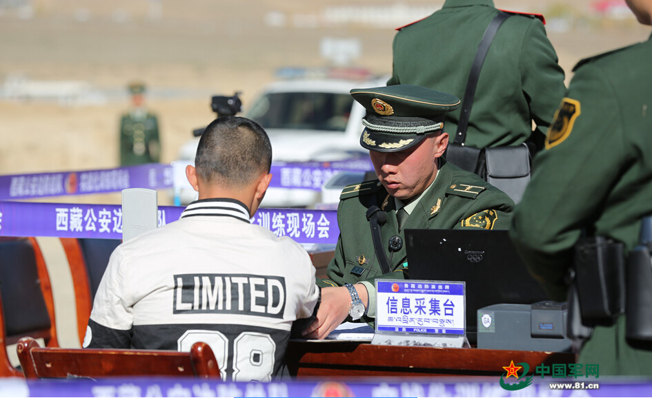 2015��10��25�գ���Ա�����ֳ�ģ��참��