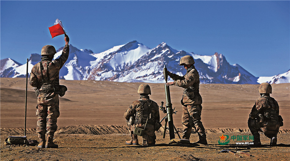 高清:蘭州軍區多型武器在海拔4000米高原挑戰極限【8】