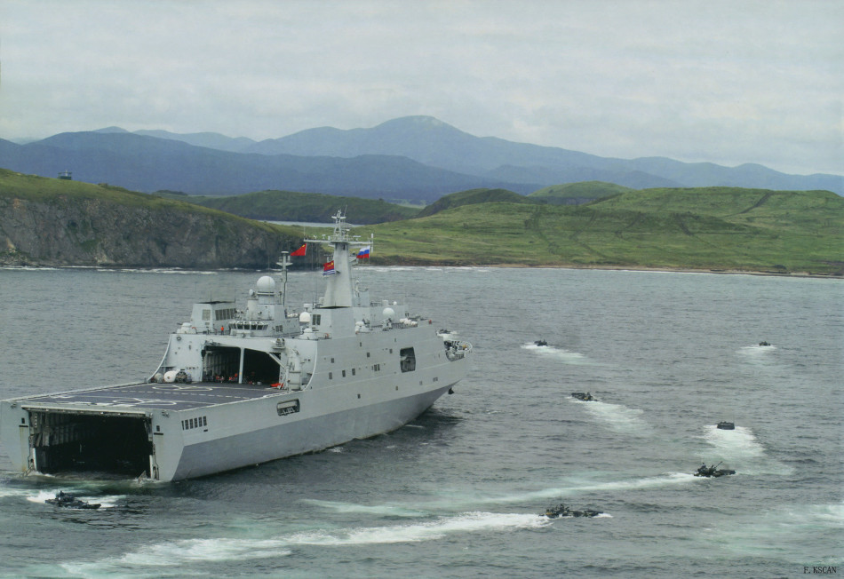 高清：中國海軍野牛氣墊船最猛角度【5】