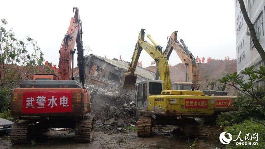 武警水電部隊馳援深圳山體滑坡救援 摧毀“攔路虎”【3】
