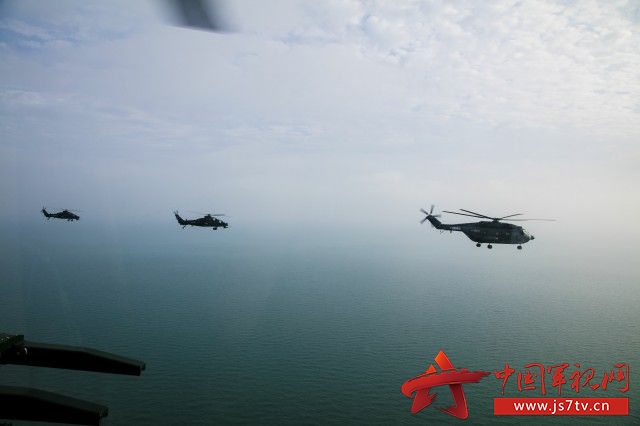 ����:��42���ž�½������ֱ-10�����Ϻ�ѵ����7��