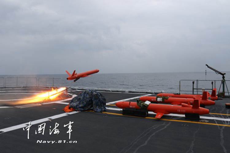 高清:東海艦隊驅逐艦支隊6艘艦艇東海展開實戰化訓練【3】