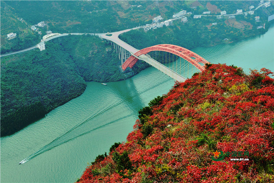 巫山長江大橋。李相博攝影
