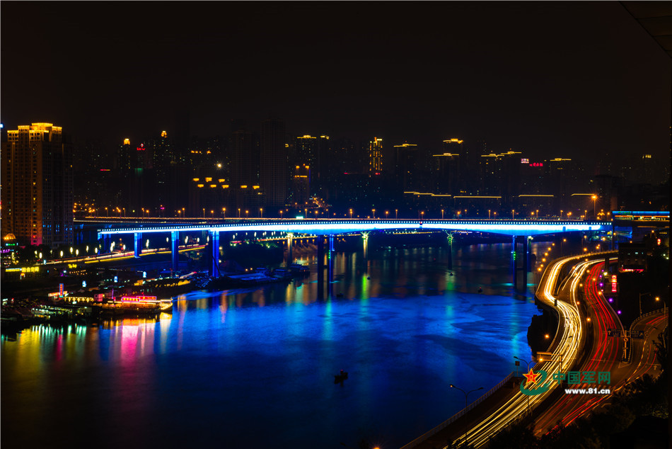 渝澳大橋夜景。李相博攝影