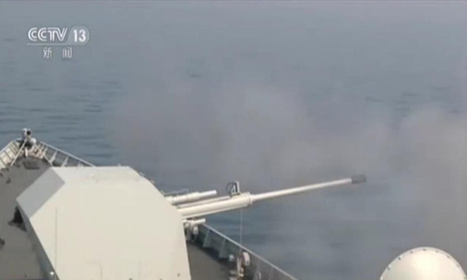 海軍西寧艦首次進行海上實際使用武器訓練(圖)【4】