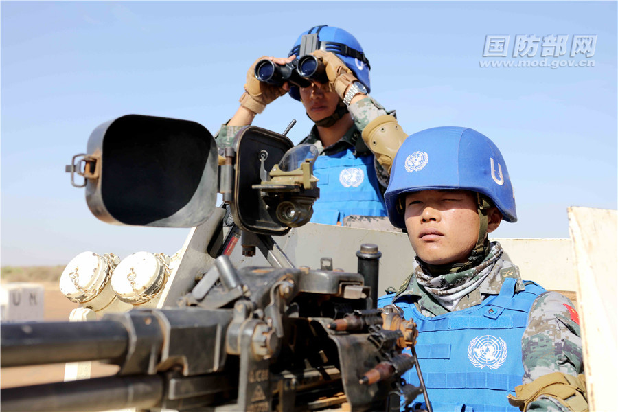 中國藍盔組織“金色沙丘”實彈戰術演練【2】