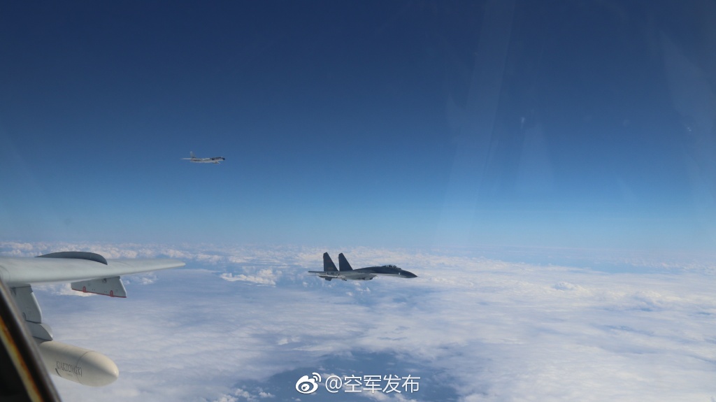 “繞島巡航” 中國空軍出動轟-6K等多型戰機遠洋訓練【4】
