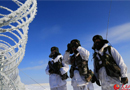 駐新疆邊防官兵-30℃雪地巡邏 休息不超5分鐘