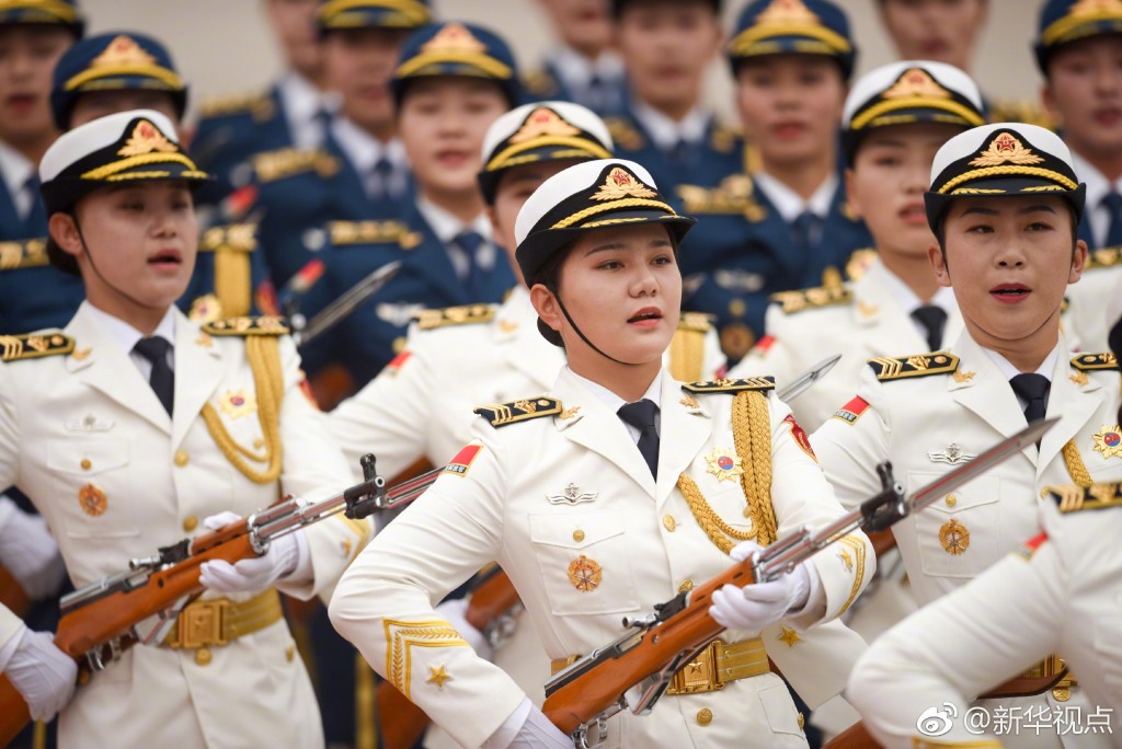 國事訪問歡迎儀式改革，女兵方陣亮相