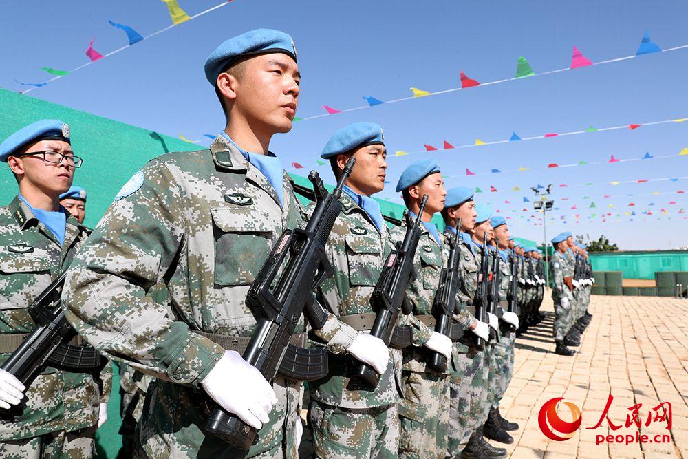 中國第14批赴蘇丹維和工兵分隊225名官兵榮獲聯合國“和平榮譽”勛章【8】
