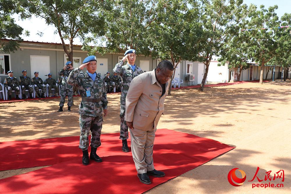中國第14批赴蘇丹維和工兵分隊225名官兵榮獲聯合國“和平榮譽”勛章【3】