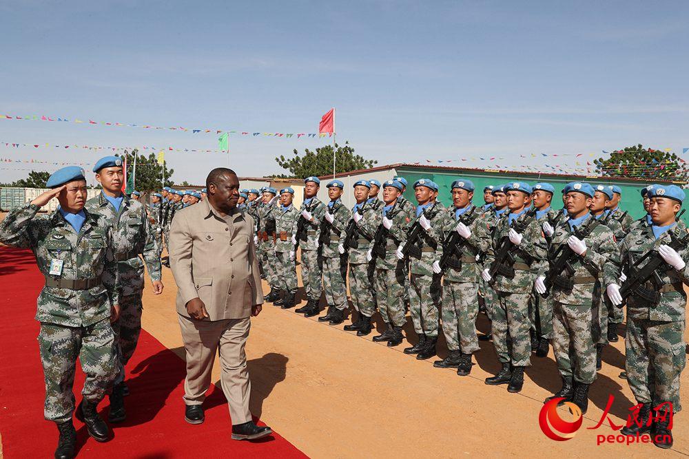 中國第14批赴蘇丹維和工兵分隊225名官兵榮獲聯合國“和平榮譽”勛章【4】
