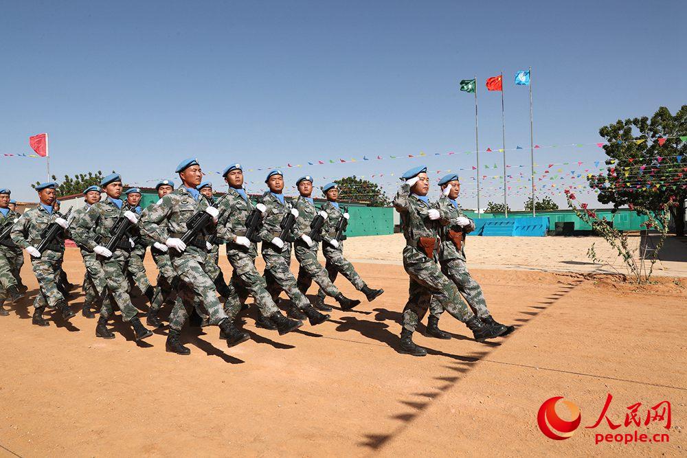 中國第14批赴蘇丹維和工兵分隊225名官兵榮獲聯合國“和平榮譽”勛章【6】