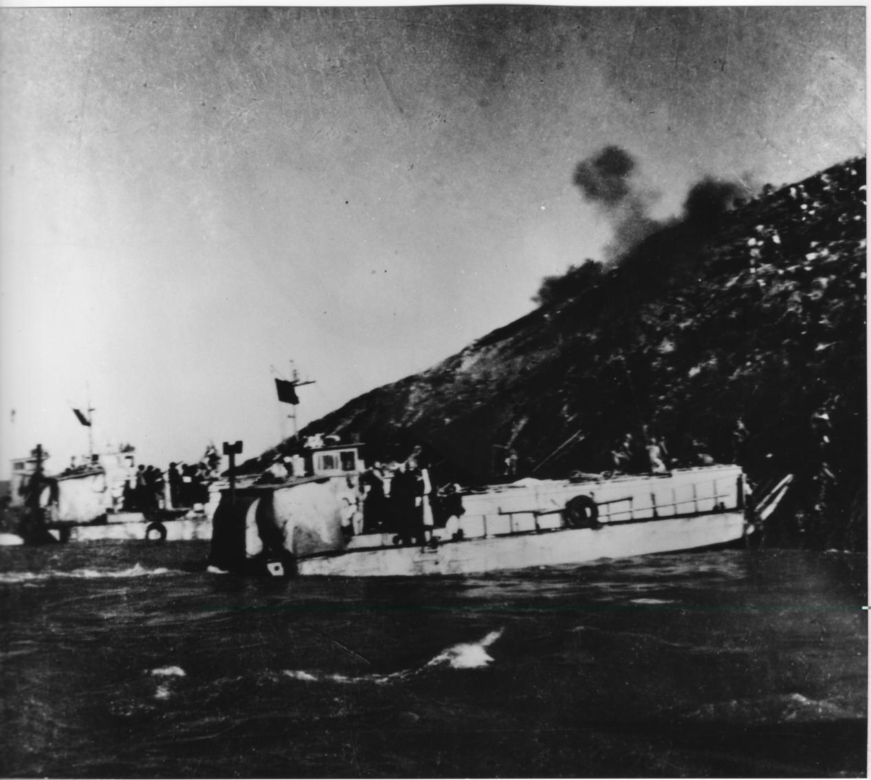 1955年1月18至19日,陆海空协同作战登上一江山岛。