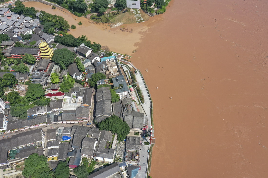 “嘉陵江2021年第1號洪水”平穩通過重慶中心城區