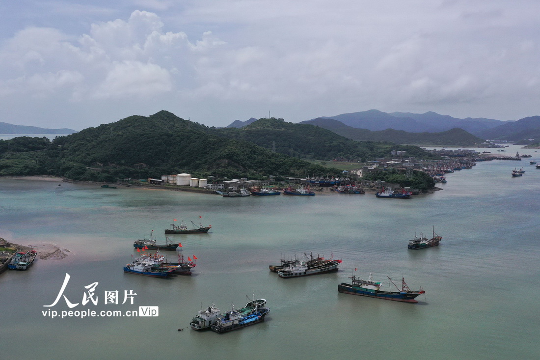 浙江寧波：3000艘漁船回港避風