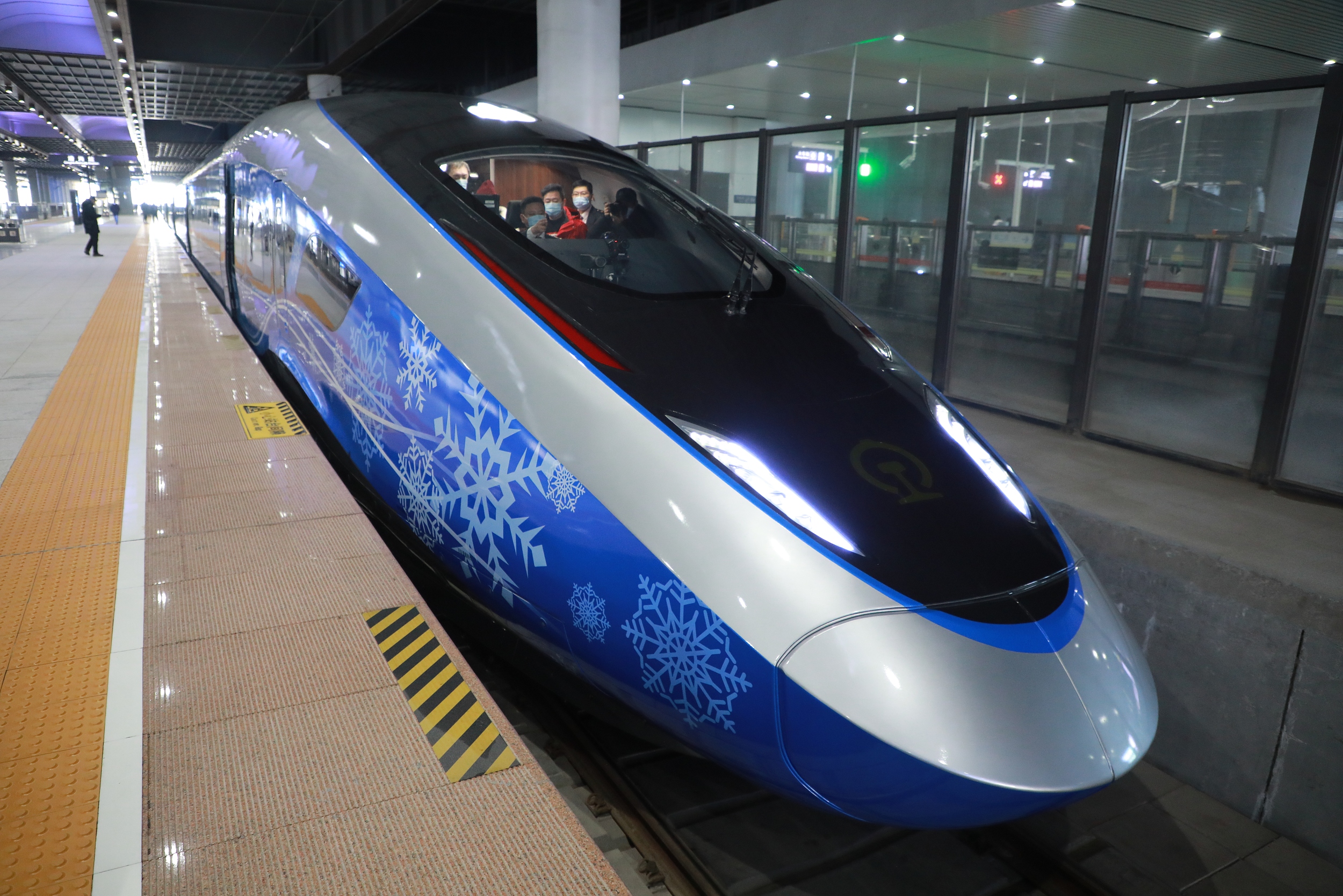 北京冬奧列車亮相京張高鐵 擁有全球首個5G超高清演播室