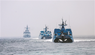 海军某护卫舰支队开展实战化训练