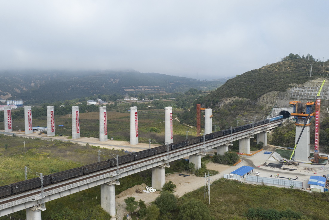 陝北革命老區首條高鐵建設穩步推進