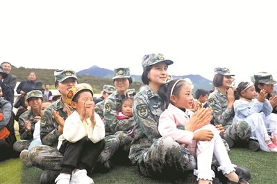 西藏林芝军分区实施教育帮扶工程 接力助学三十载