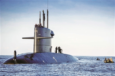 荷蘭現役海象級潛艇。