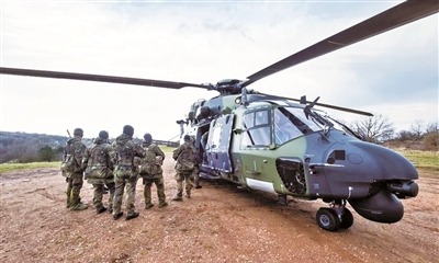 德國聯邦國防軍參加軍事演習。