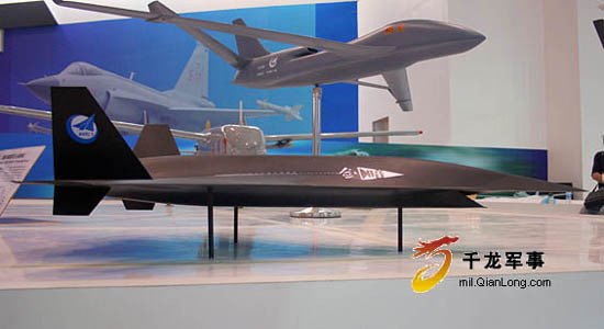 图文:中国下一代暗剑隐形无人战斗机