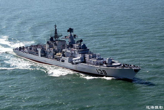 中国/中国海军购自俄罗斯的139号现代II级战舰回国