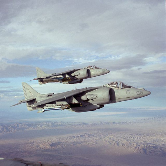 台军方建议采购AV-8B垂直起降战斗机 (2)