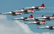 土耳其举行建军85周年庆典